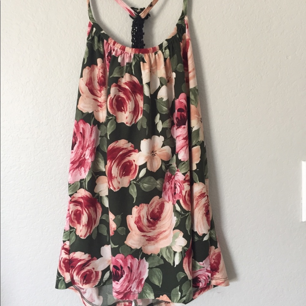 Flower detailed shirt
